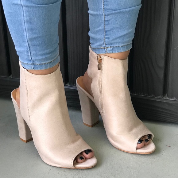 Boutique Shoes - NIB Blush Soft Pink Peep Toe Chic Booties